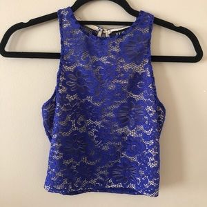 Blue flower print top